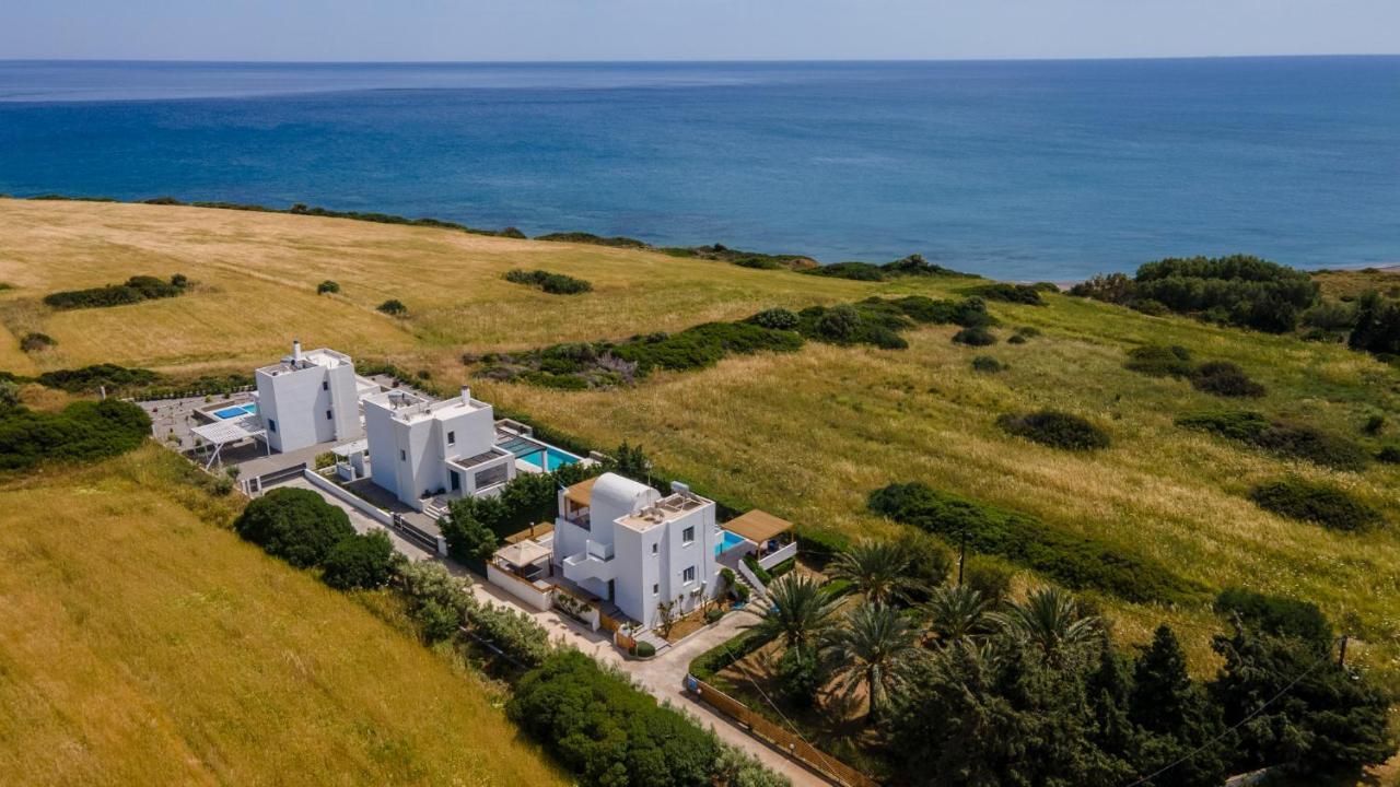 White Blue Villa Lachaniá